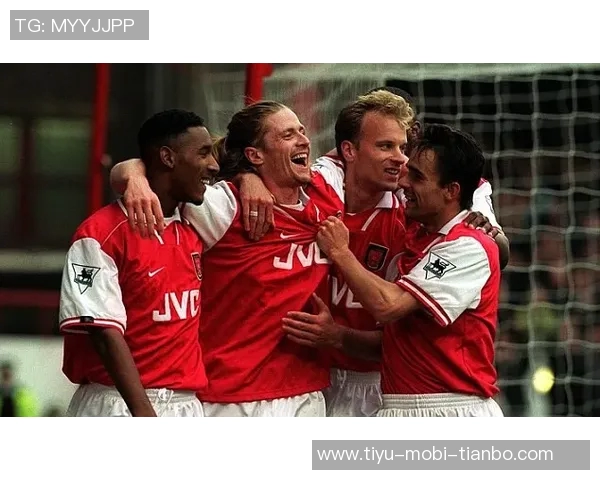 佩蒂特批评切尔西曼联缺乏远见赞阿森纳全力支持塔帅发展