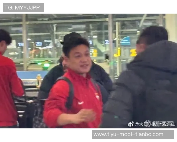 海港冬训启程博主安永佳岳鑫张源卢永涛刘祝润同行迪拜探秘