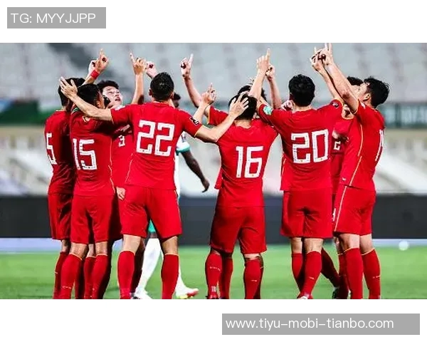 黄健翔点评中国队平局表现称射门威胁更大祝贺球队努力拼搏精神