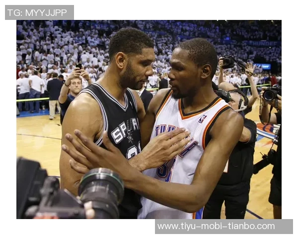 罗伊斯奥尼尔评选历史最佳五人阵容包括艾弗森麦迪杜兰特鲨鱼和邓肯 罗伊斯奥尼尔评选历史最佳五人阵容包括艾弗森麦迪杜兰特鲨鱼和邓肯